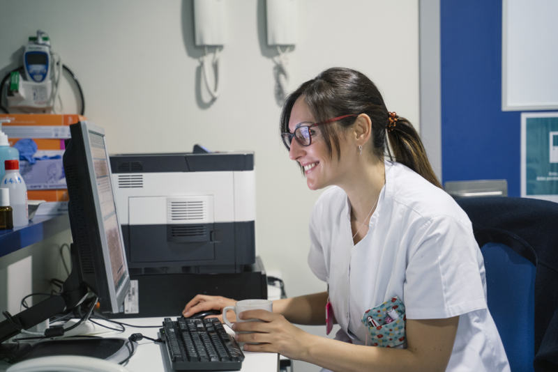 A student nurse studying for her NCLEX exam